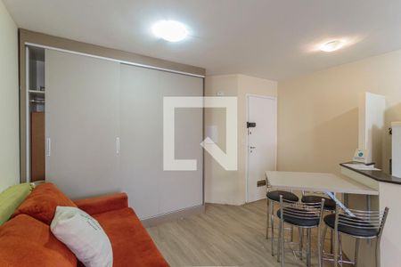 Sala/Quarto de kitnet/studio para alugar com 1 quarto, 40m² em Moema, São Paulo