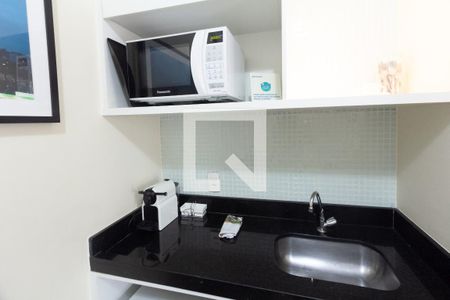 Sala/Cozinha de apartamento para alugar com 1 quarto, 69m² em Moema, São Paulo