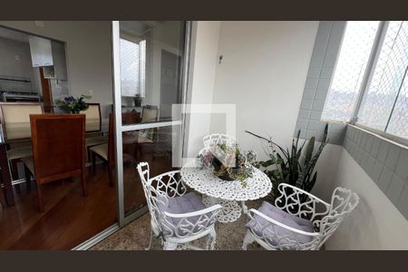 varanda de apartamento à venda com 4 quartos, 140m² em Vila Paris, Belo Horizonte