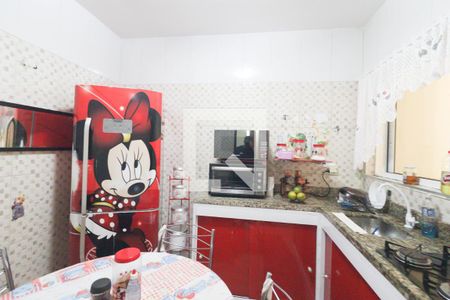 Casa à venda com 247m², 3 quartos e 1 vaga Casa à venda com 247m², 3 quartos e 1 vagaCozinha e Área de Serviço