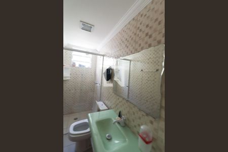 Casa à venda com 247m², 3 quartos e 1 vaga Casa à venda com 247m², 3 quartos e 1 vagaBanheiro