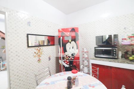 Casa à venda com 247m², 3 quartos e 1 vaga Casa à venda com 247m², 3 quartos e 1 vagaCozinha e Área de Serviço