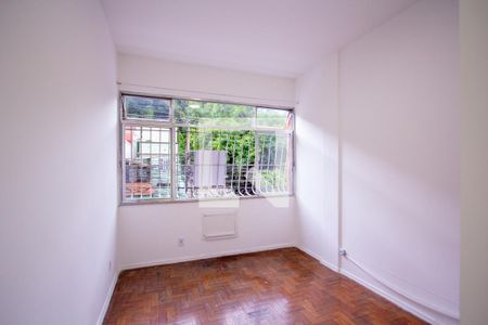 Suíte de apartamento para alugar com 2 quartos, 70m² em São Domingos, Niterói