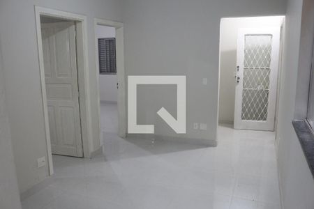 Sala de casa para alugar com 2 quartos, 84m² em Santo Antônio, São Caetano do Sul