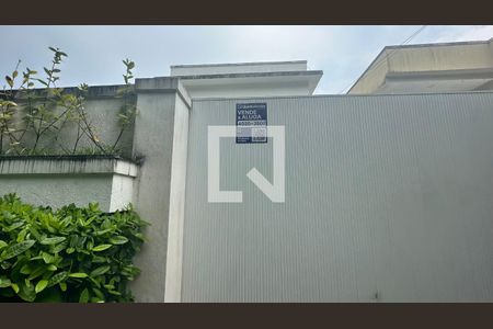 Casa de condomínio para alugar com 500m², 4 quartos e 3 vagas Casa de condomínio para alugar com 500m², 4 quartos e 3 vagasPlaca