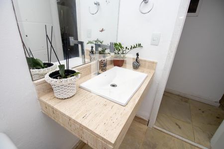 Casa de condomínio para alugar com 500m², 4 quartos e 3 vagas Casa de condomínio para alugar com 500m², 4 quartos e 3 vagasLavabo