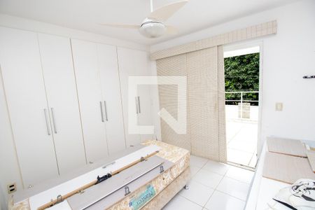 Casa de condomínio para alugar com 500m², 4 quartos e 3 vagas Casa de condomínio para alugar com 500m², 4 quartos e 3 vagasQuarto 4