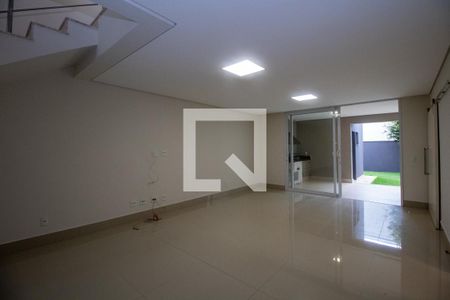 Sala e Sala de Jantar de casa de condomínio para alugar com 3 quartos, 205m² em Residencial Real Park Sumaré, Sumaré