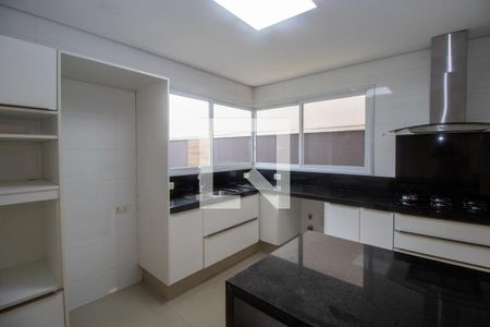 Cozinha de casa de condomínio para alugar com 3 quartos, 205m² em Residencial Real Park Sumaré, Sumaré