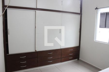 Quarto 2 de apartamento para alugar com 2 quartos, 76m² em Catiapoã, São Vicente