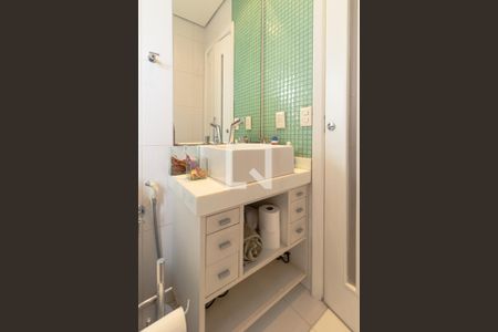 Apartamento à venda com 110m², 2 quartos e 2 vagas Apartamento à venda com 110m², 2 quartos e 2 vagasBanheiro da Suíte 2