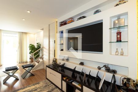 Apartamento à venda com 110m², 2 quartos e 2 vagas Apartamento à venda com 110m², 2 quartos e 2 vagasSala