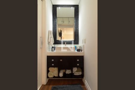 Apartamento à venda com 110m², 2 quartos e 2 vagas Apartamento à venda com 110m², 2 quartos e 2 vagasBanheiro da Suíte 1