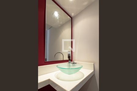 Apartamento à venda com 110m², 2 quartos e 2 vagas Apartamento à venda com 110m², 2 quartos e 2 vagasLavabo