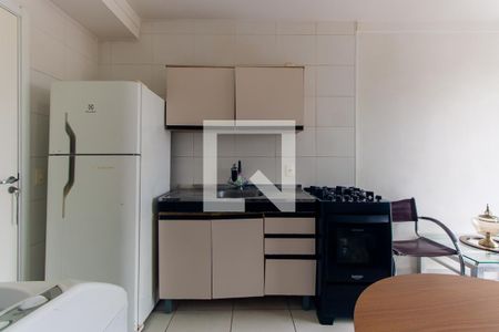 Cozinha de apartamento à venda com 1 quarto, 30m² em Vila Alpina, São Paulo