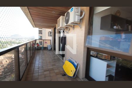 Varanda de apartamento para alugar com 3 quartos, 149m² em Barra da Tijuca, Rio de Janeiro