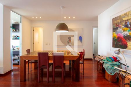 Sala de apartamento para alugar com 3 quartos, 149m² em Barra da Tijuca, Rio de Janeiro