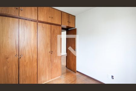 Quarto de apartamento à venda com 2 quartos, 58m² em Horto, Belo Horizonte