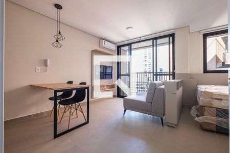 Apartamento para alugar com 1 quarto, 40m² em Vila Madalena, São Paulo