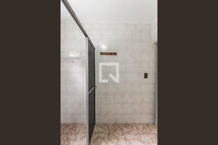 Banheiro da Suíte de casa à venda com 4 quartos, 180m² em Vila Taquari, São Paulo