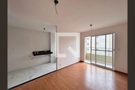 Sala de apartamento para alugar com 2 quartos, 47m² em Jardim Nova Europa, Campinas