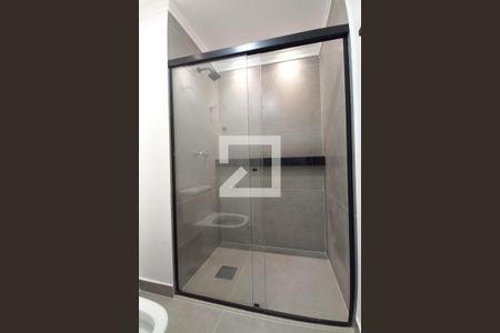 Banheiro de apartamento para alugar com 1 quarto, 33m² em Parque Industrial, Campinas