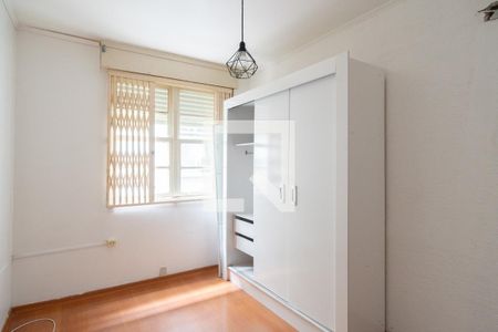 Quarto 2 de apartamento para alugar com 2 quartos, 66m² em Teresópolis, Porto Alegre