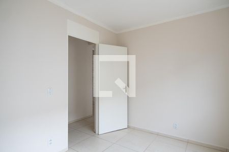 Quarto 1 de apartamento para alugar com 2 quartos, 70m² em Vila Nova, Porto Alegre