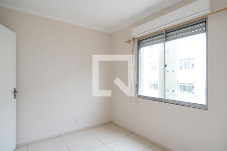 Quarto 1 de apartamento para alugar com 2 quartos, 70m² em Vila Nova, Porto Alegre