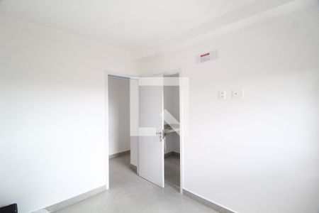 Quarto 1 de apartamento para alugar com 3 quartos, 106m² em Shopping Park, Uberlândia