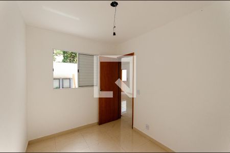 Quarto 1 de apartamento para alugar com 2 quartos, 40m² em Jaguará, São Paulo