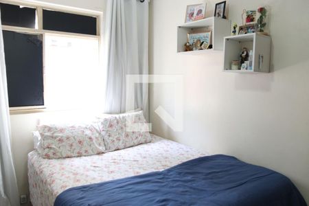 Quarto 2 de apartamento para alugar com 2 quartos, 60m² em Jardim Goiás, Goiânia