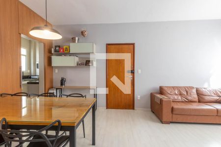 Sala de apartamento à venda com 3 quartos, 80m² em Buritis, Belo Horizonte