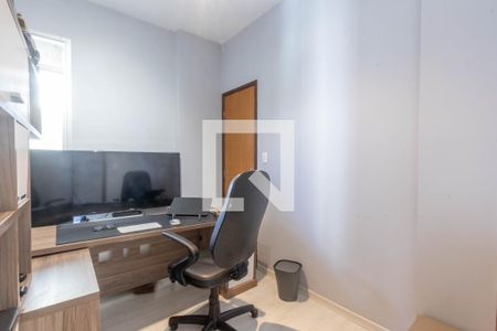 Quarto 1 de apartamento à venda com 3 quartos, 80m² em Buritis, Belo Horizonte