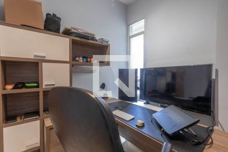 Quarto 1 de apartamento à venda com 3 quartos, 80m² em Buritis, Belo Horizonte