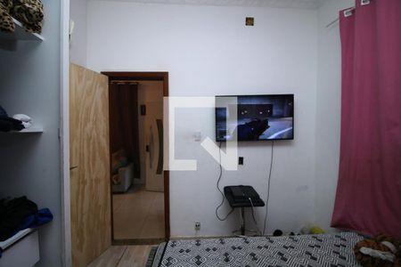 Quarto 1 Suíte de casa para alugar com 2 quartos, 170m² em Olaria, Rio de Janeiro