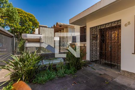 Casa à venda com 560m², 5 quartos e 5 vagas Casa à venda com 560m², 5 quartos e 5 vagasQuintal