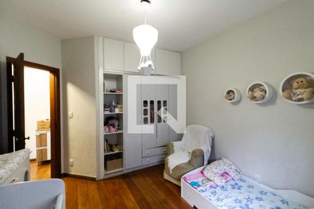 Quarto 1 de casa à venda com 3 quartos, 184m² em Fernão Dias, Belo Horizonte