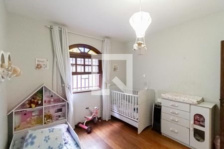 Quarto 1 de casa à venda com 3 quartos, 184m² em Fernão Dias, Belo Horizonte