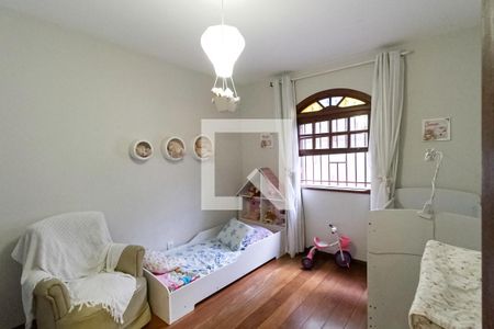 Quarto 1 de casa à venda com 3 quartos, 184m² em Fernão Dias, Belo Horizonte