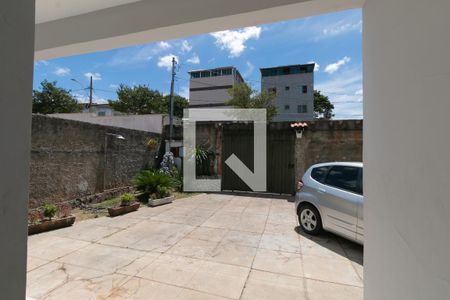 Vista Sala de casa à venda com 3 quartos, 360m² em São Sebastião, Belo Horizonte