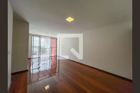 Apartamento para alugar com 3 quartos, 105m² em Laranjeiras, Rio de Janeiro