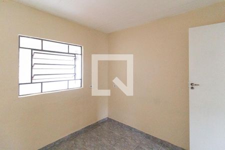 Quarto 2 de casa para alugar com 2 quartos, 60m² em Vila Merces, Carapicuíba