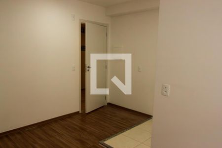 Sala de apartamento para alugar com 2 quartos, 44m² em Jurubatuba, São Paulo