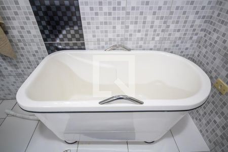 Casa à venda com 238m², 3 quartos e 2 vagas Casa à venda com 238m², 3 quartos e 2 vagasBanheiro da Suíte 1