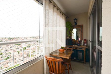 Varanda de apartamento à venda com 3 quartos, 74m² em São Geraldo, Belo Horizonte
