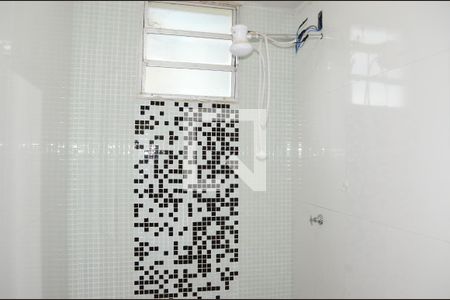 Banheiro de apartamento para alugar com 2 quartos, 49m² em Jardim Vitoria, Belo Horizonte