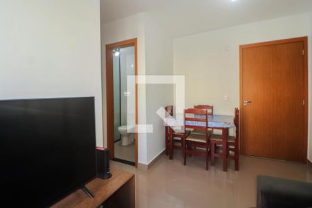 Sala de apartamento para alugar com 2 quartos, 45m² em Morro Santana, Porto Alegre