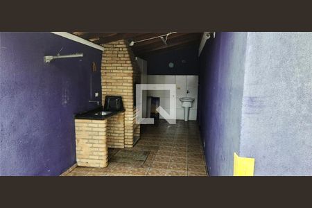 Casa à venda com 3 quartos, 250m² em Vila Camilópolis, Santo André