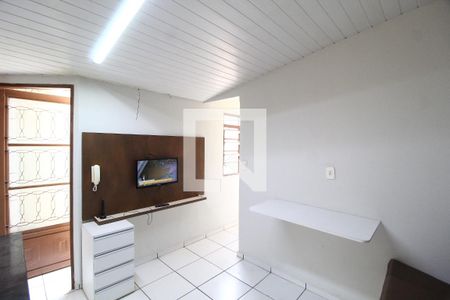 Sala de casa para alugar com 2 quartos, 40m² em Bom Jesus, Uberlândia